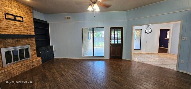 2550 Meadow lake Drive, Abilene, TX 79606
