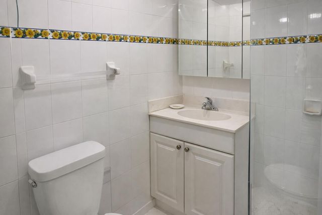 5401 Collins Avenue 1516, Miami Beach, FL 33140