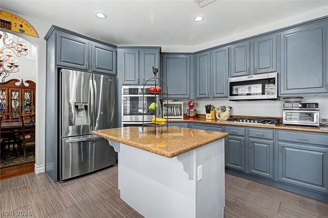 2246 Tedesca Drive, Henderson, NV 89052