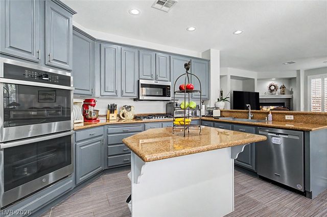 2246 Tedesca Drive, Henderson, NV 89052