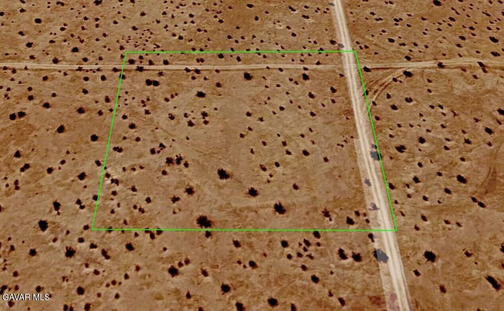 21500 E Mercedes Vic Boulevard, North Edwards, CA 93523