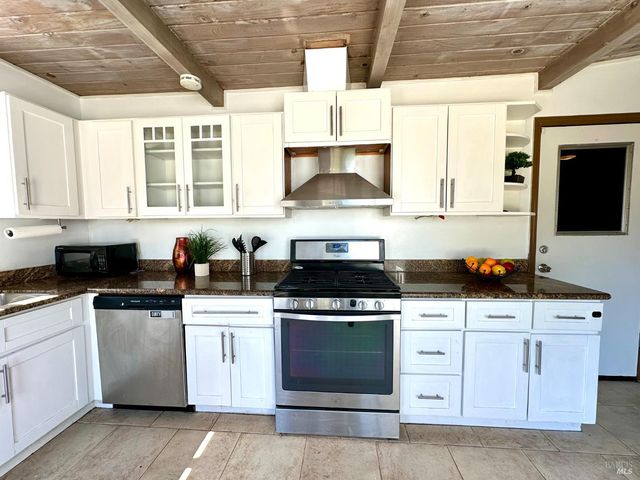 1111 Marionola Way, Pinole, CA 94564