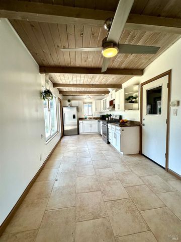 1111 Marionola Way, Pinole, CA 94564