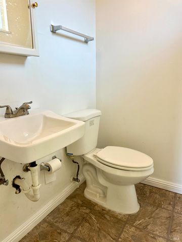 1111 Marionola Way, Pinole, CA 94564