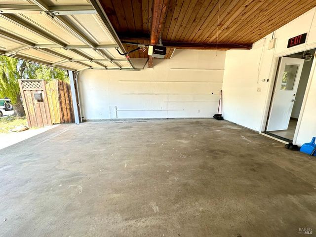 1111 Marionola Way, Pinole, CA 94564
