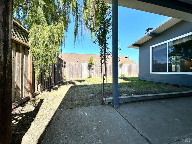 1111 Marionola Way, Pinole, CA 94564