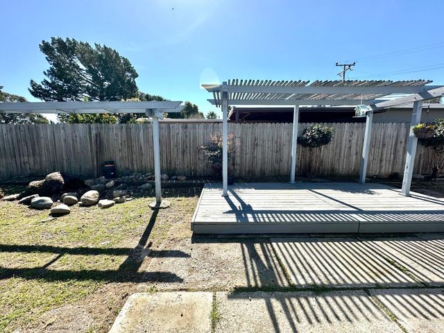 1111 Marionola Way, Pinole, CA 94564