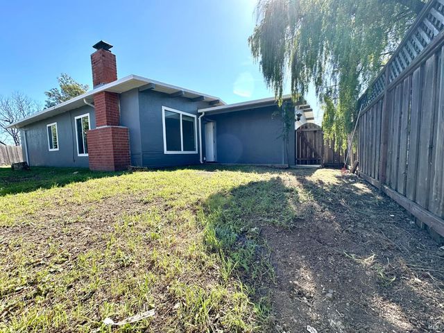 1111 Marionola Way, Pinole, CA 94564