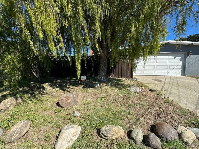 1111 Marionola Way, Pinole, CA 94564