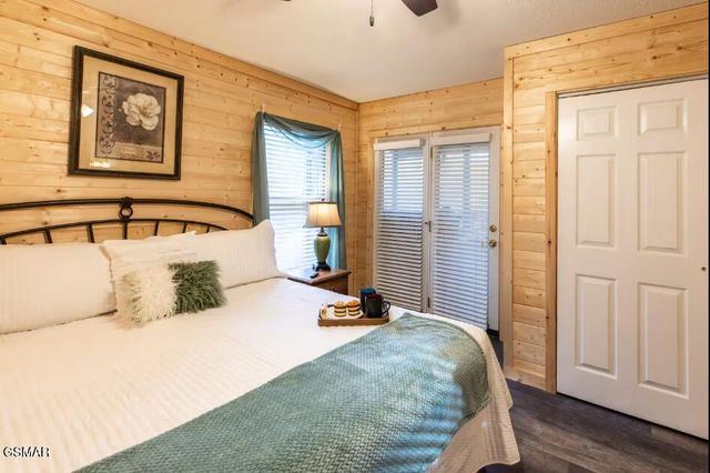 3607 Birdie Lane, Gatlinburg, TN 37738