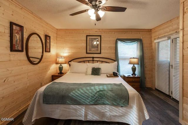 3607 Birdie Lane, Gatlinburg, TN 37738