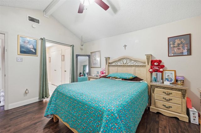 201 Lone Pine Court, Fort Worth, TX 76108