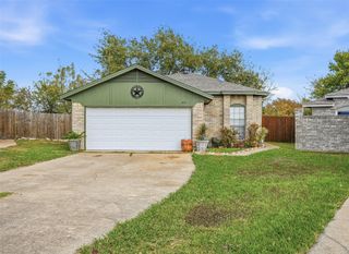 201 Lone Pine Court, Fort Worth, TX 76108