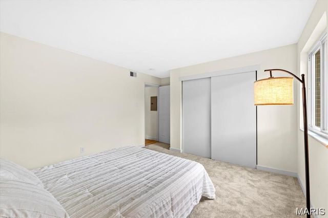 2745 Westphalia Court C, St Louis, MO 63129