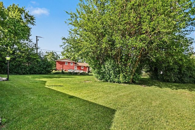 15405 James Drive, Oak Forest, IL 60452