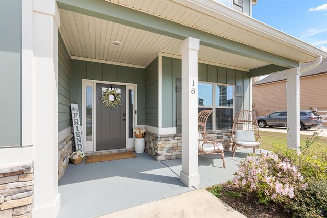 18 Pearl Moss Lane, Kathleen, GA 31047