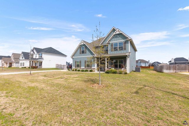 18 Pearl Moss Lane, Kathleen, GA 31047