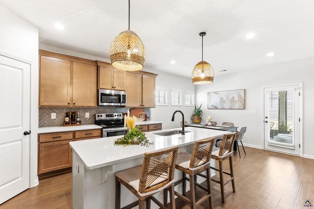 18 Pearl Moss Lane, Kathleen, GA 31047