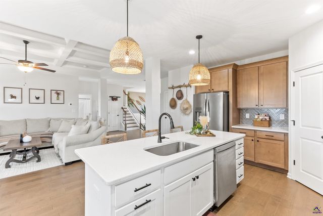 18 Pearl Moss Lane, Kathleen, GA 31047