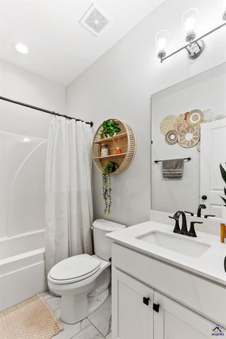 18 Pearl Moss Lane, Kathleen, GA 31047