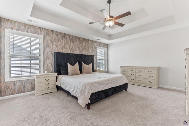 18 Pearl Moss Lane, Kathleen, GA 31047