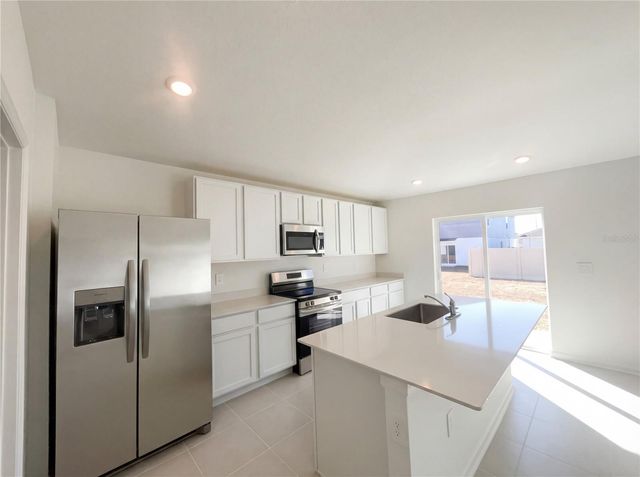 2118 CHRIS DRIVE, Winter Haven, FL 33884