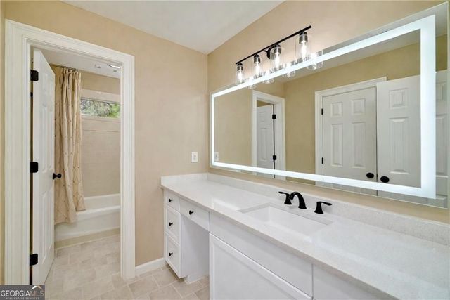 170 Longcreek Drive, Fayetteville, GA 30214