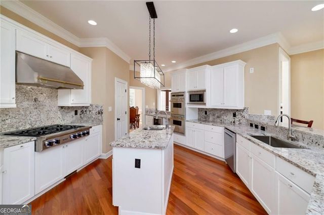 170 Longcreek Drive, Fayetteville, GA 30214