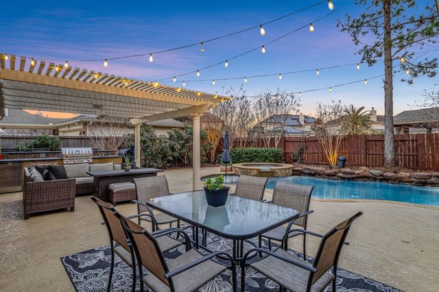 1915 Lakeside Crossing, Katy, TX 77494