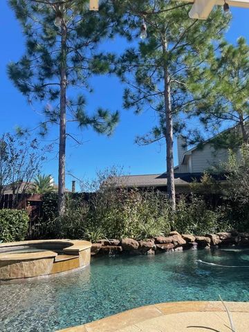 1915 Lakeside Crossing, Katy, TX 77494