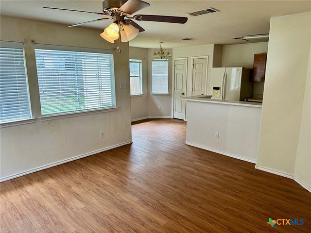 802 Sagewood Trail, San Marcos, TX 78666