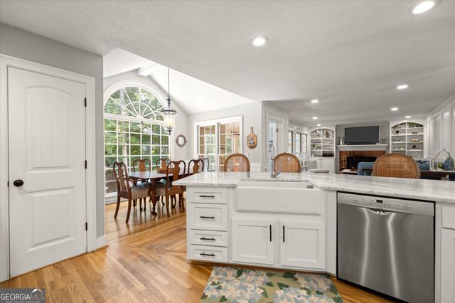 2695 Arbor Summit, Marietta, GA 30066
