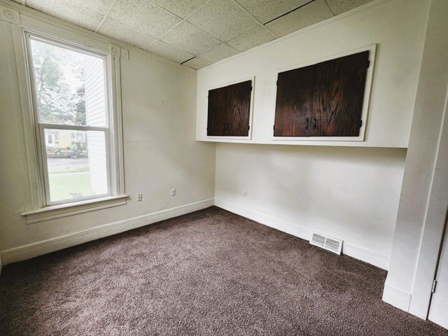 652 E 3rd Street, Winona, MN 55987