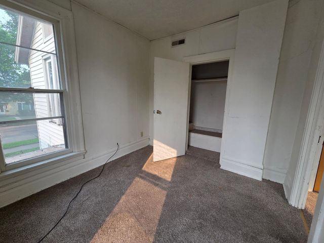 652 E 3rd Street, Winona, MN 55987