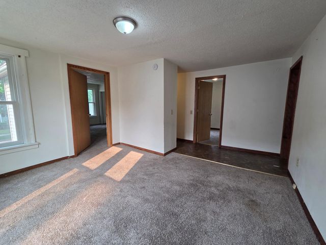 652 E 3rd Street, Winona, MN 55987