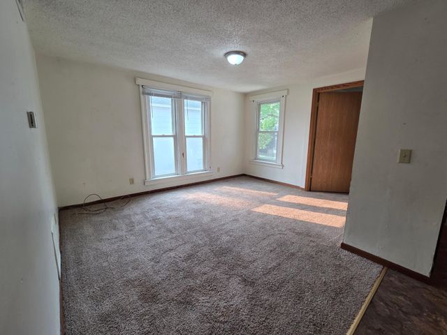 652 E 3rd Street, Winona, MN 55987