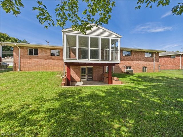 129 Morningside Circle, Parkersburg, WV 26101