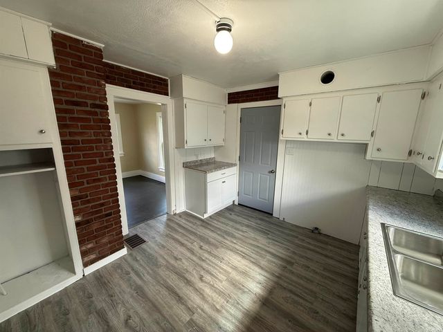 1134 N Johnson Street, South Bend, IN 46628