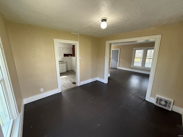 1134 N Johnson Street, South Bend, IN 46628