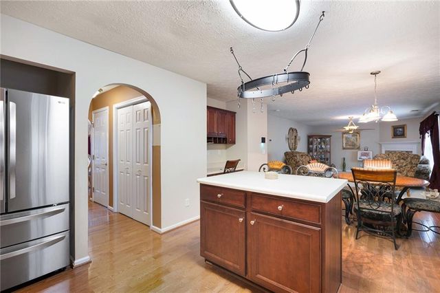 103 E SKYLINE View, Dallas, GA 30157