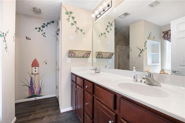 103 E SKYLINE View, Dallas, GA 30157