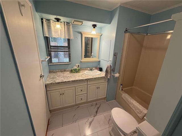 28 Leisure Way, Coventry, RI 02816