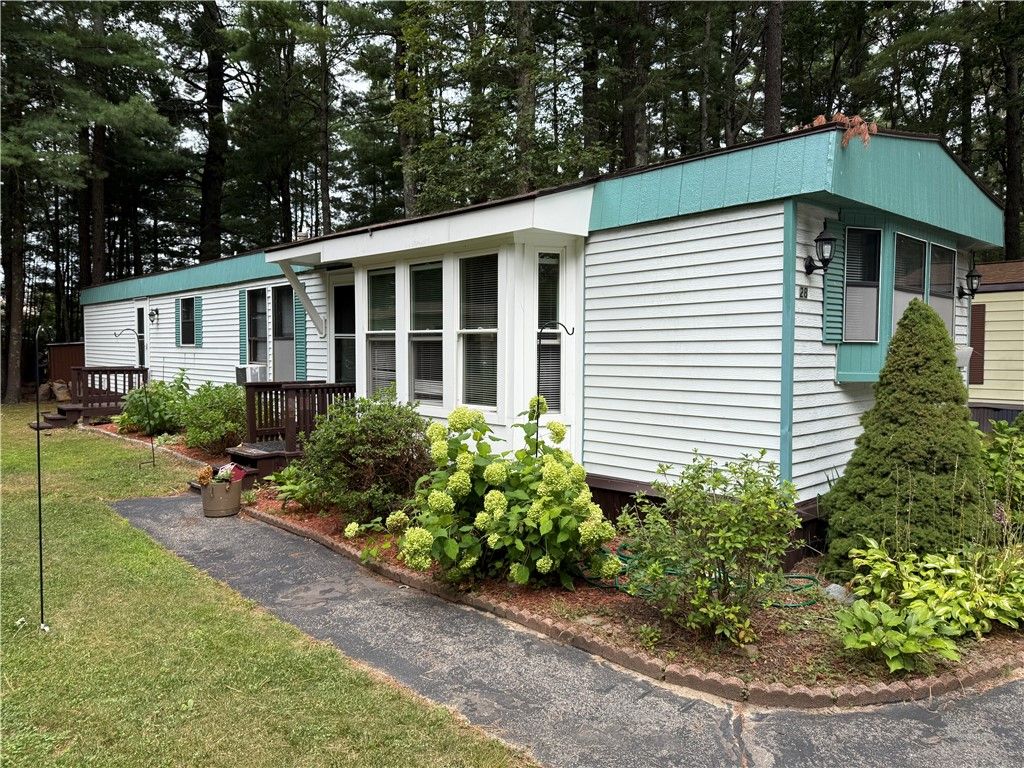 28 Leisure Way, Coventry, RI 02816