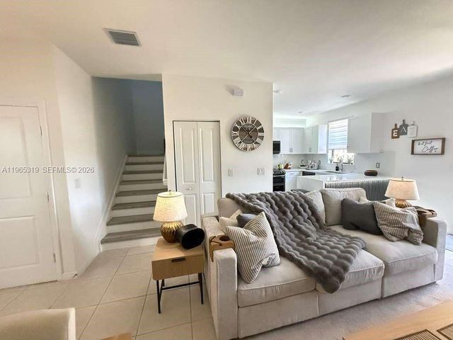 20917 NE 8th Ave, Miami, FL 33179