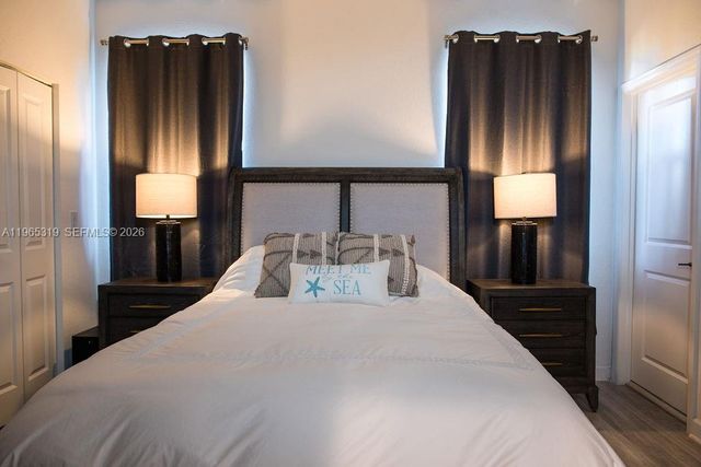 20917 NE 8th Ave, Miami, FL 33179