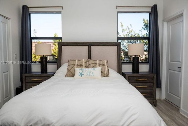 20917 NE 8th Ave, Miami, FL 33179