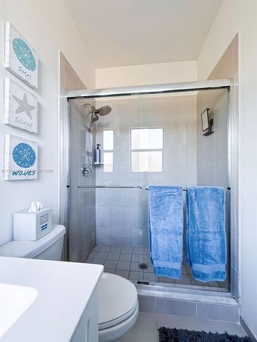 20917 NE 8th Ave, Miami, FL 33179