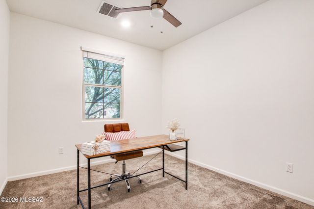 891 W Calle Tipoy, Sahuarita, AZ 85629