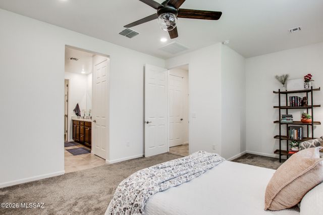 891 W Calle Tipoy, Sahuarita, AZ 85629