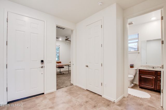 891 W Calle Tipoy, Sahuarita, AZ 85629